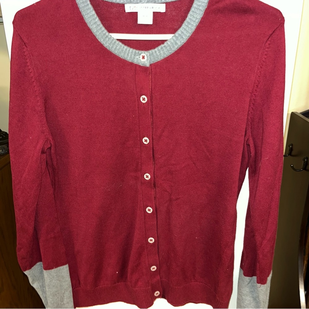 Cutter & Buck red and grey button up cardigan sweater